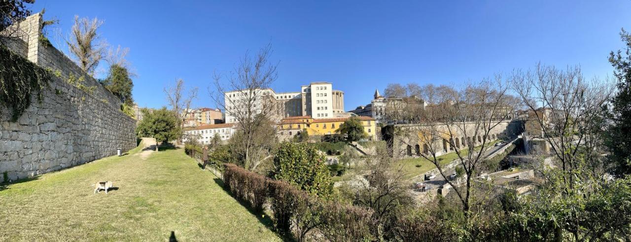 Loveporto Varanda/Jardim@C.Hist Kültér fotó