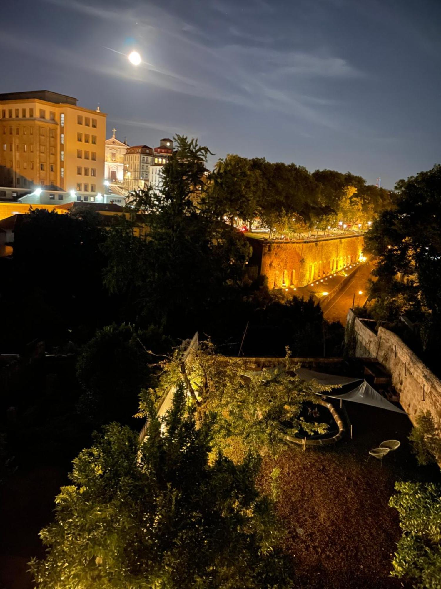 Loveporto Varanda/Jardim@C.Hist Kültér fotó